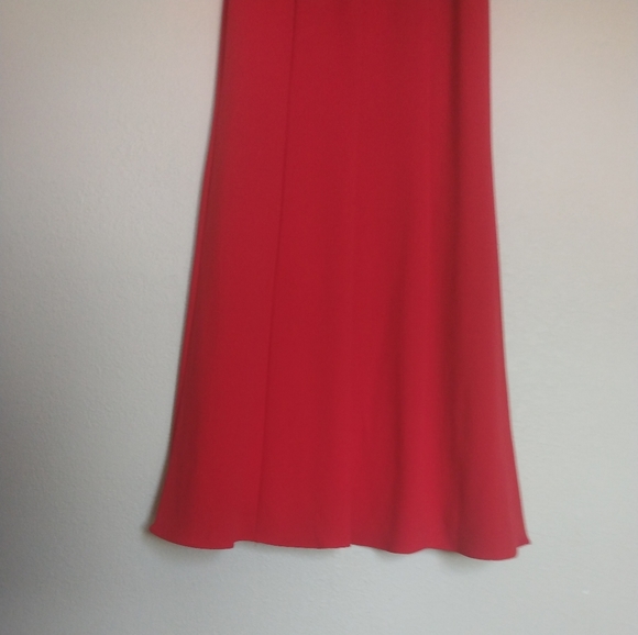 Off-Shoulder Red Evening Gown - Picture 7 of 16